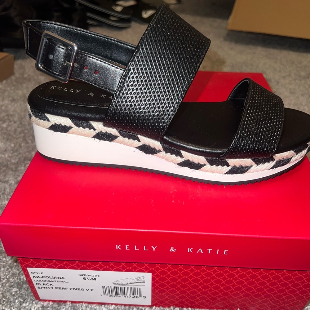 Brand new Kelly and Katie sandals